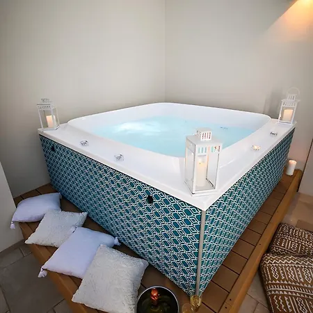 Relais Luxury Xenia Bed & Breakfast
